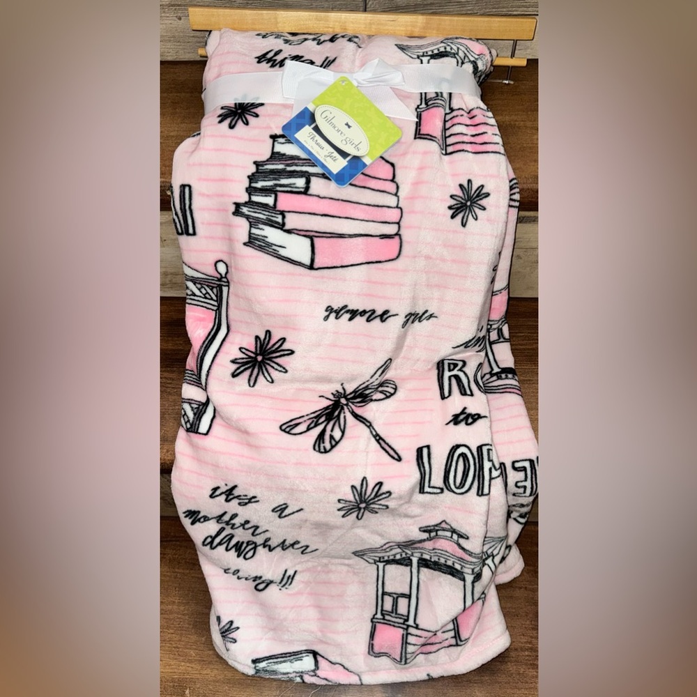 Cute 🥰 Gilmore Girls Pink Blanket Throw “I’m The Rory To Your Lorelai” 60” X 70”